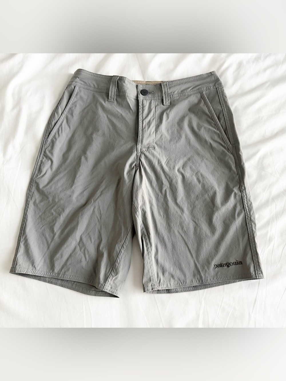 Patagonia Wavefarer Shorts Mens 28 Gray Stretch Hiking Walk Outdoor Trail